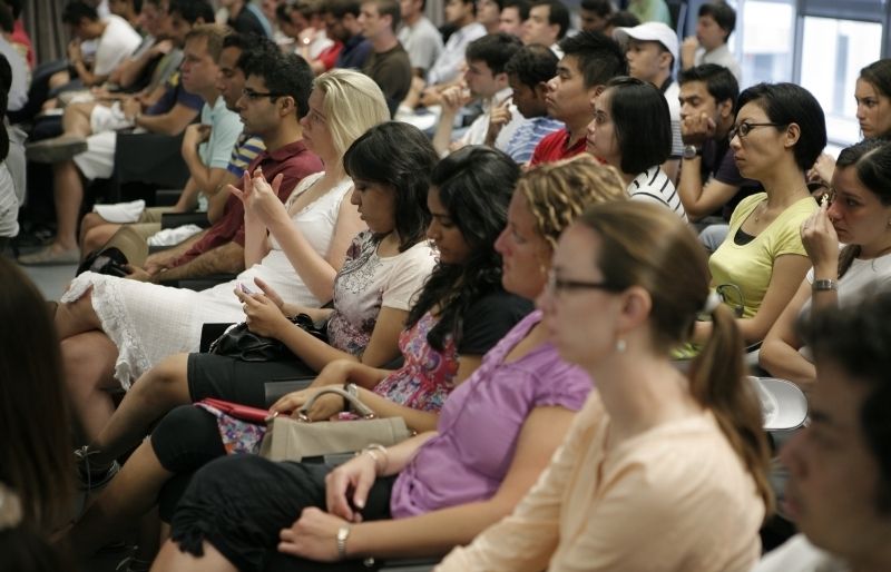 Imatges de la sessió inaugural. FOTO: Artur Ribera