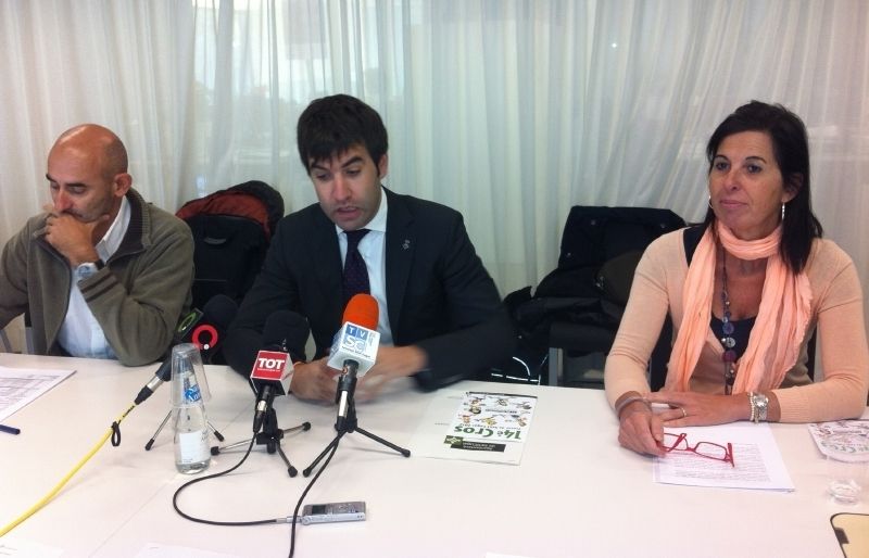 Xavier Requeno, Xavier Tizón i Cecília Gras en la presentació del 14è Cros Ciutat de Sant Cugat. FOTO: À.L.P.