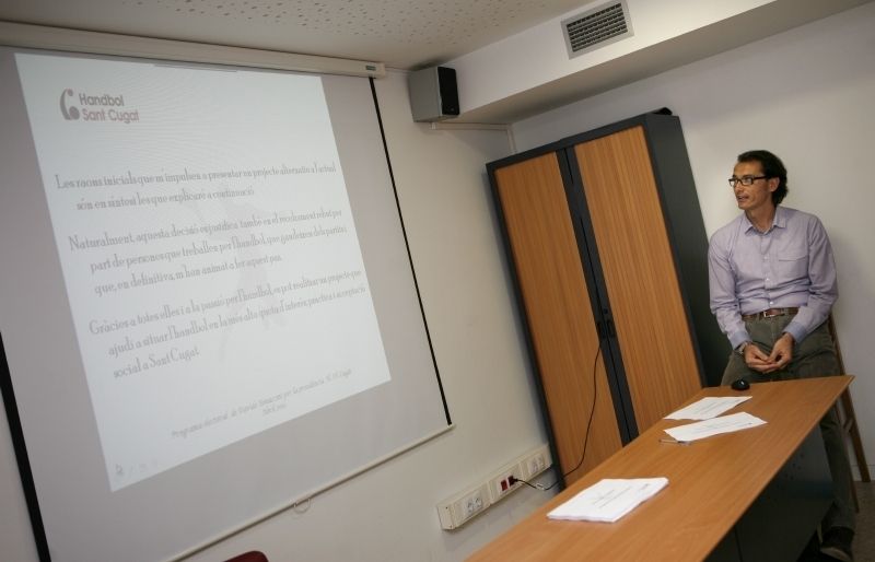 Davide Bonaccini, president del Club Handbol Sant Cugat. FOTO: Esther Naval