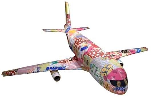 'Happy flower airlines', obra d'Olivares. FOTO: Cedida