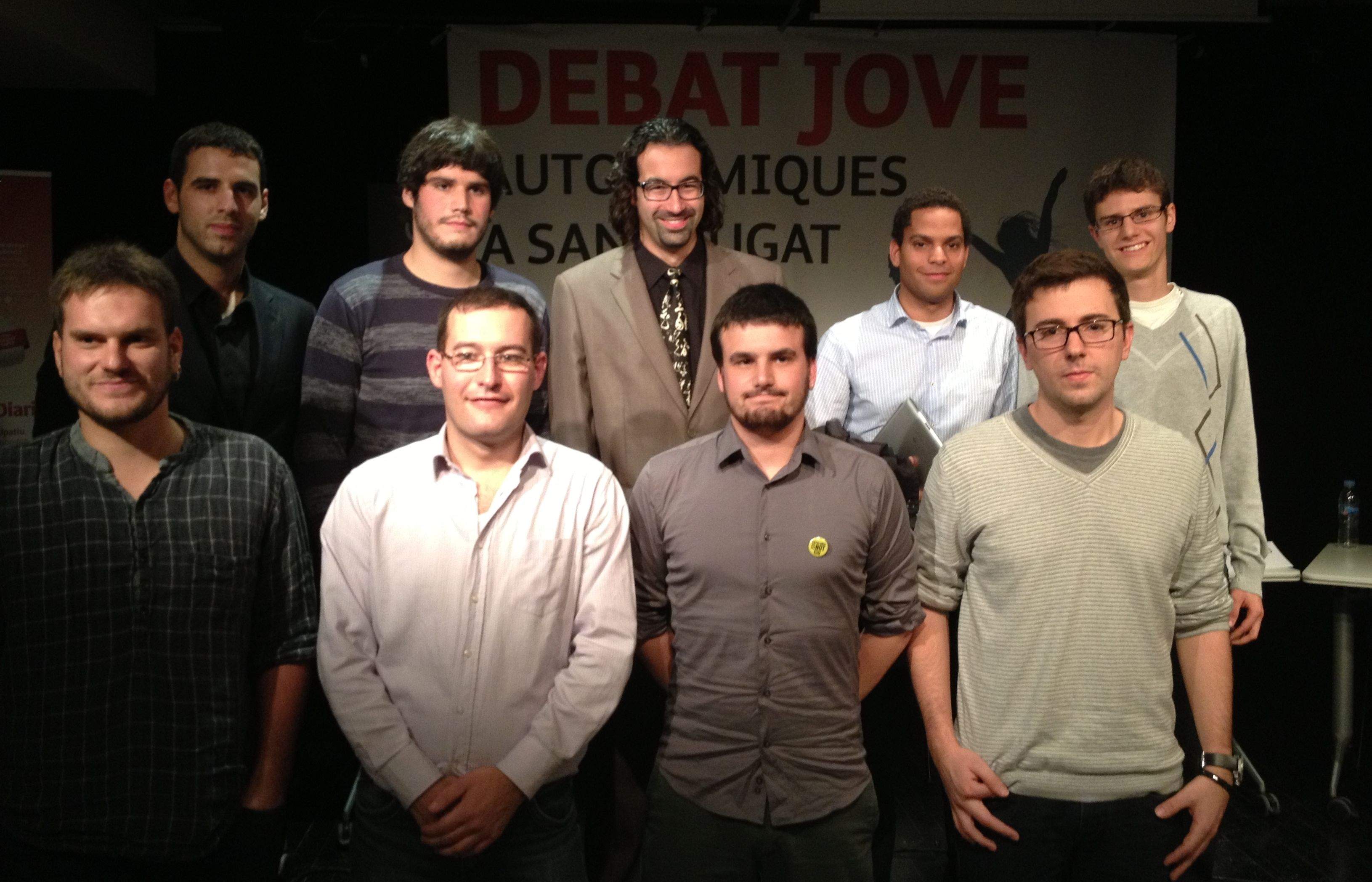 ELs 8 representants del debat després de les seves intervenciona. FOTO: Laura Grau