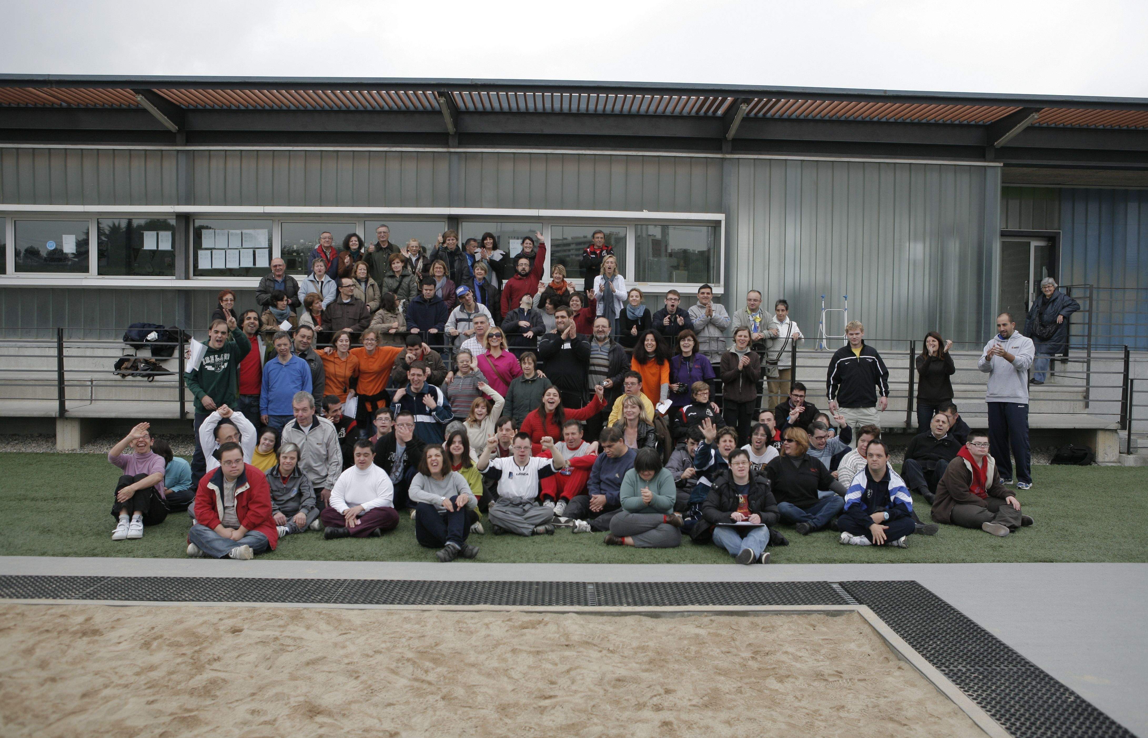 Participants, organitzadors i públic de la primera jornada dels StQlímpics. FOTO: Artur Ribera