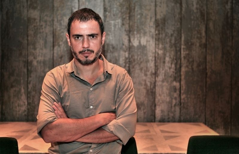 Julio Manrique durant la presentació amb artistes al Teatre-Auditori. FOTO: Artur Ribera