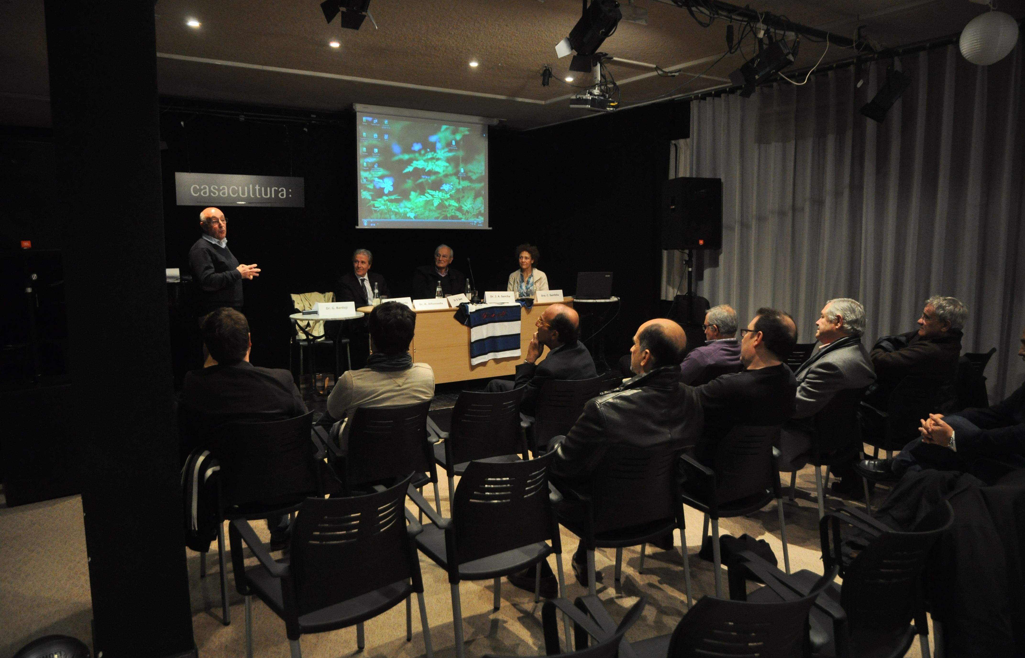 La darrera xerrada de la nit. FOTO: Pere Fernández