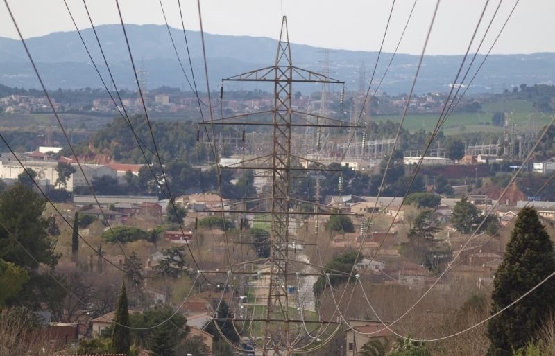 Les línies d'alta tensió de Valldoreix. FOTO: Artur Ribera