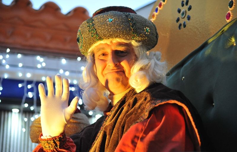 Cercavila dels Ambaixadors Reials. FOTO: Arxiu