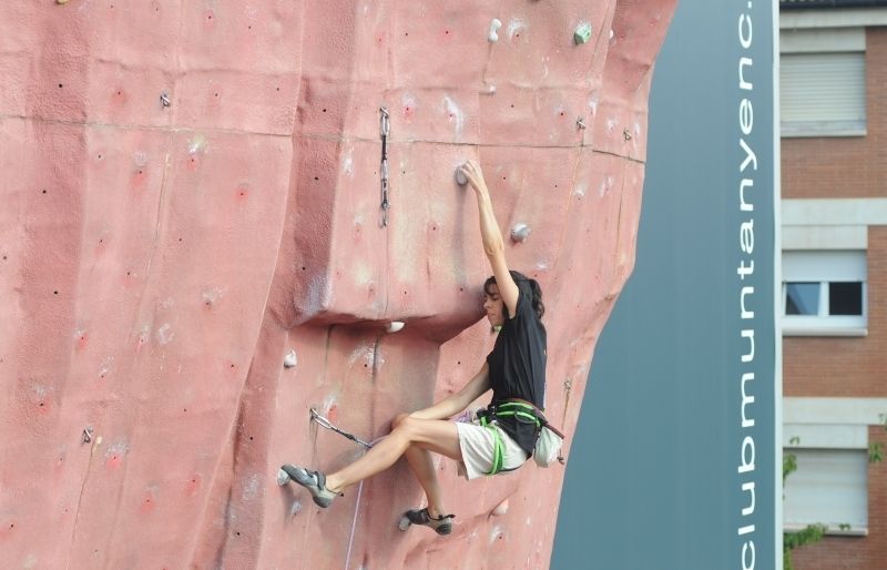 Imatge de la 3a prova de la Copa Catalana dEscalada de Dificultat, que al 2011 es va fer al rocòdrom Josep Barberà del Club Muntanyenc Sant Cugat. FOTO: David Fernández