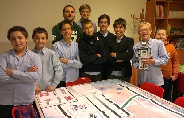 El grup d'estudiants de La Farga que participaran al concurs. FOTO: Cedida