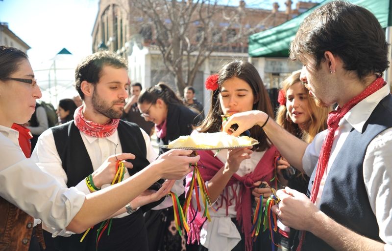 Balladors a la Plaça Pere San