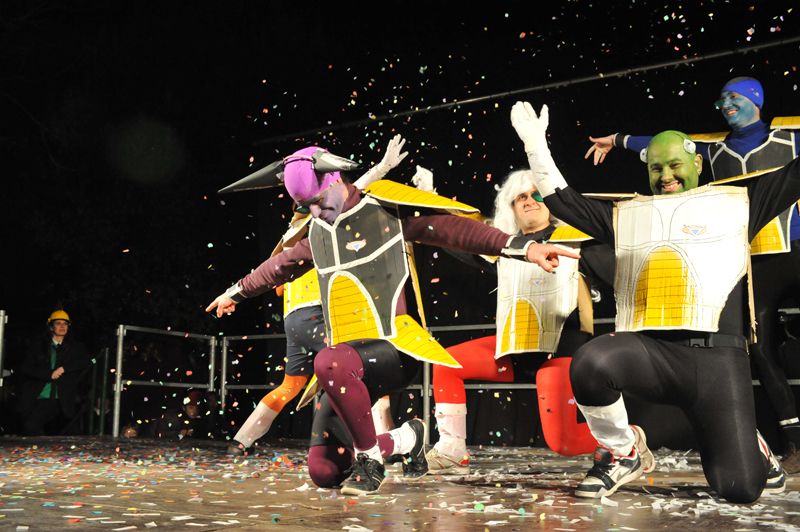 Les Forces Espacials al concurs de comparses