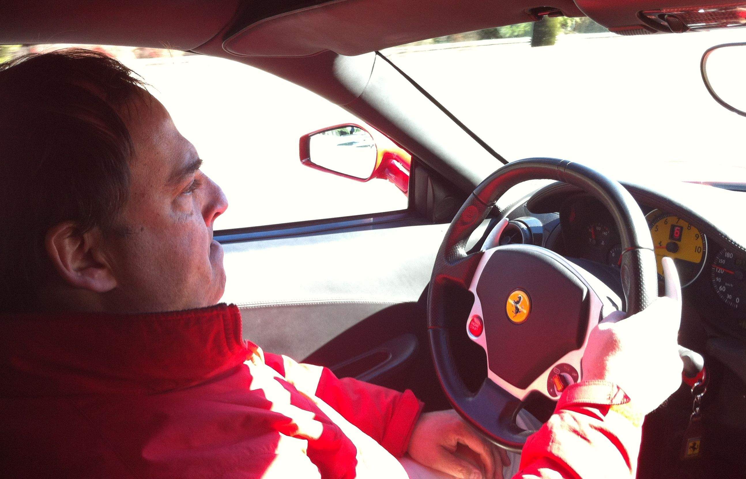 El Ferrari F430 amb canvi de marxes al volant FOTO: JR Armadàs