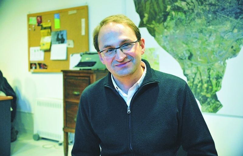 Herrera abans de començar l'entrevista. FOTO: Amanda Bernal