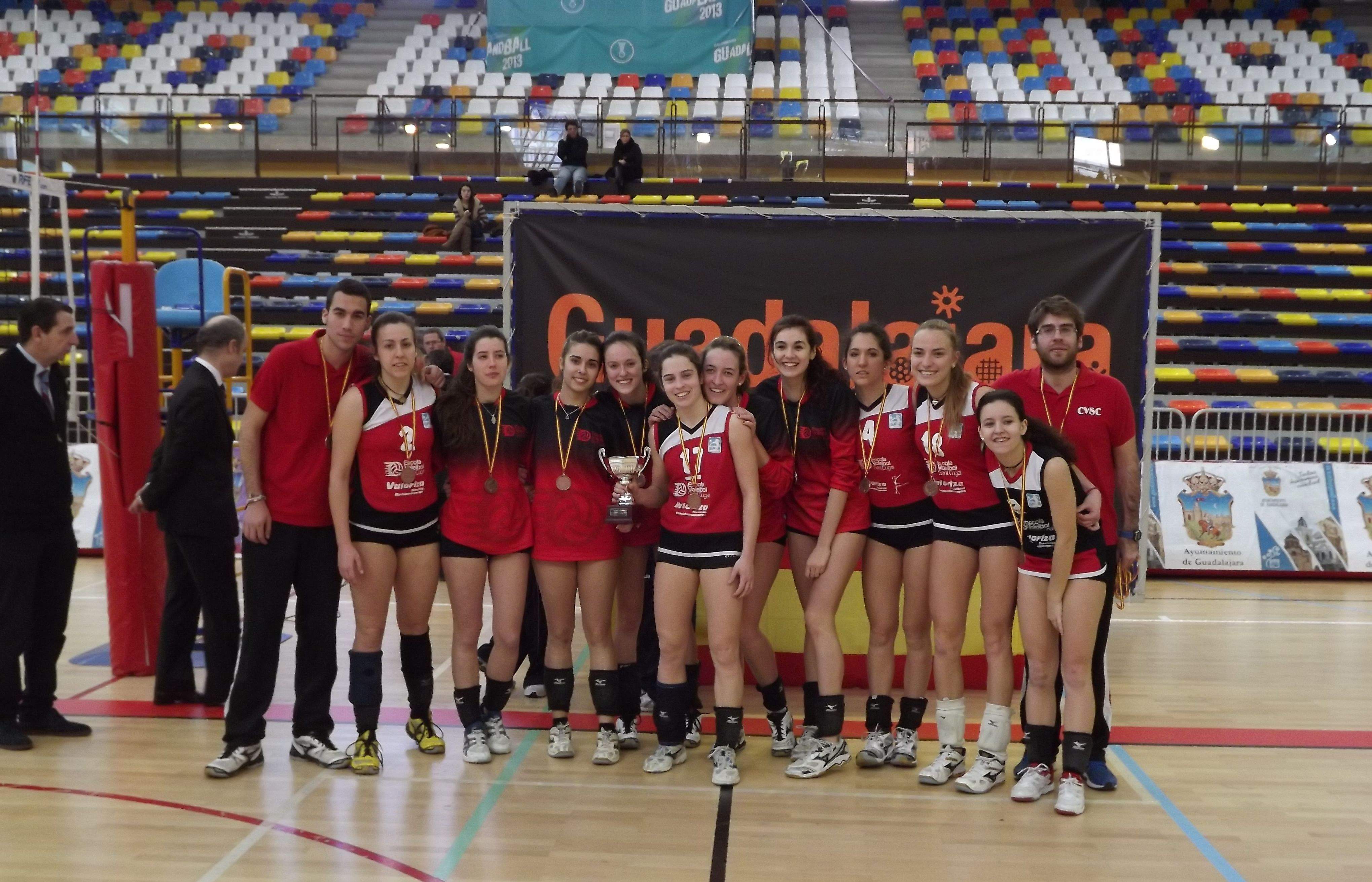 Les integrants del juvenil del CV Sant Cugat. FOTO: Cedida