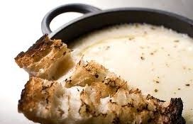 Aquest plat s'ha de servir ben calent