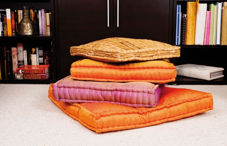 Dissoleu el tint en aigua calenta i afegiu-lo a la rentadora