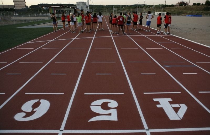 El primer Campionat de Relleus de Sant Cugat es farà a la pista d'atletisme. FOTO: Artur Ribera