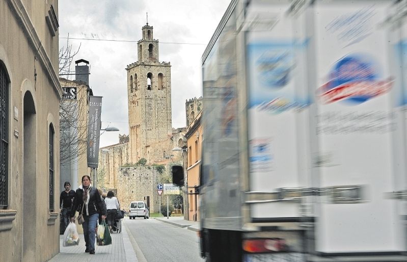 Si es vianantitza la zona només podran circular veïns i vehicles per càrrega i descàrrega . FOTO: Artur Ribera