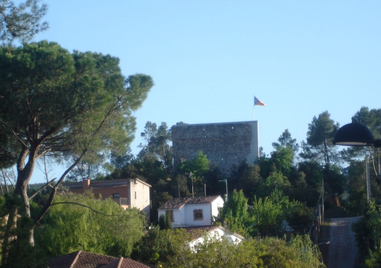 La bandera es visible des de lluny. FOTO: Cedida