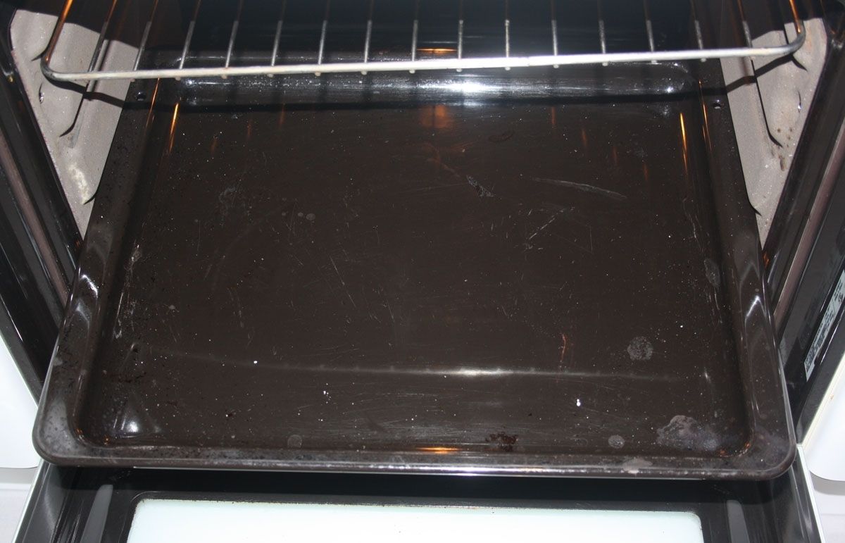 Després de cuinar, poden quedar restes de greix que no es veuen