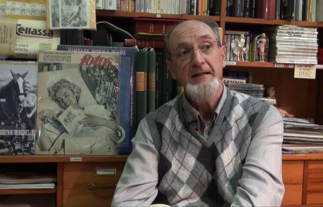 El Frederic al seu estudi a Valldoreix. FOTO: Àgata Guinó