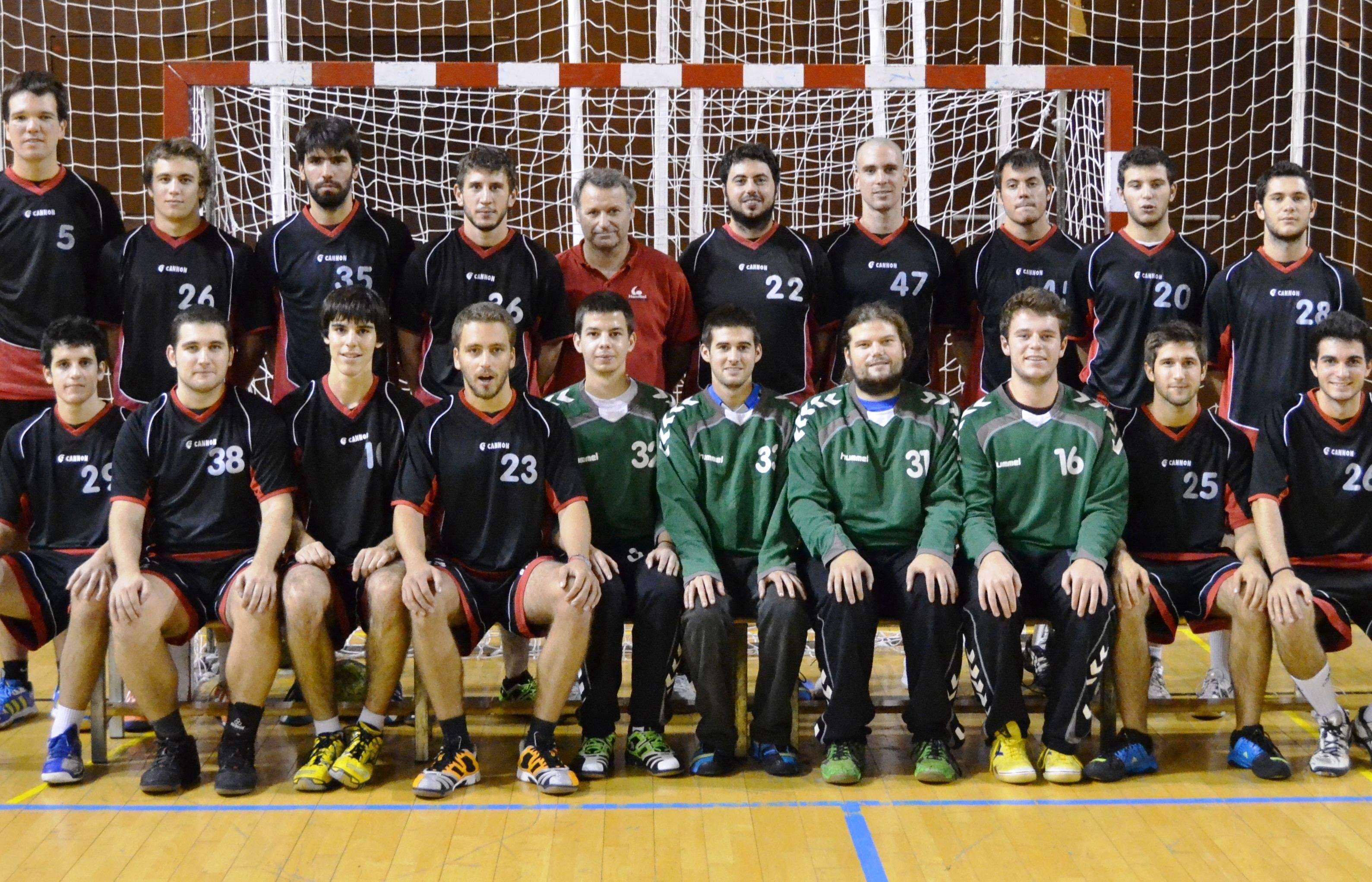 Plantilla del sènior B del CH Sant Cugat de la temporada 2012-2013. FOTO: CH Sant Cugat