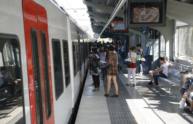 Consulta els horaris durant la Diada. FOTO: Artur Ribera