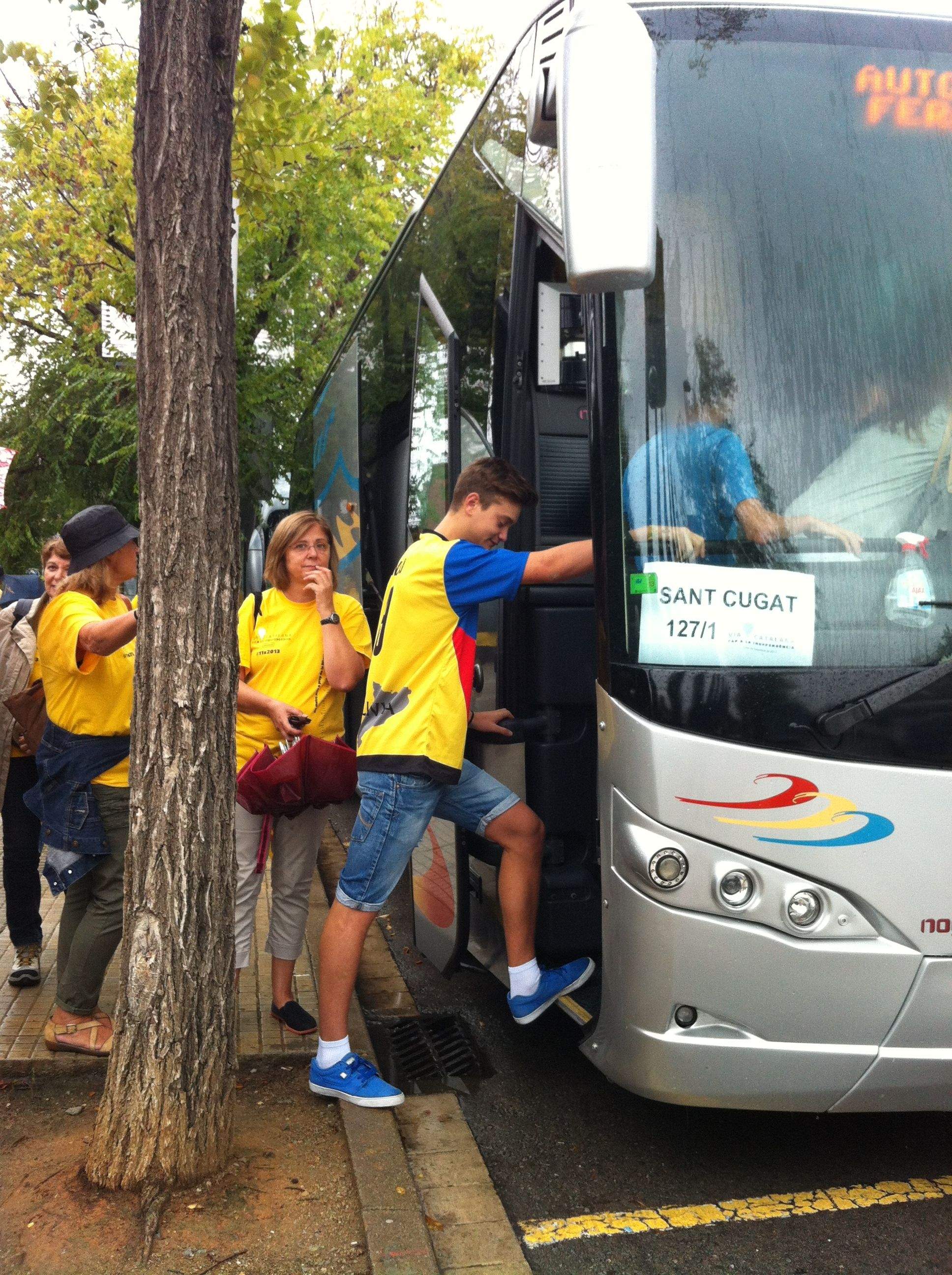 L'ANC i Òmnium organitzen sovint autocars per participar en mobilitzacions sobiranistes. FOTO: A.Mira