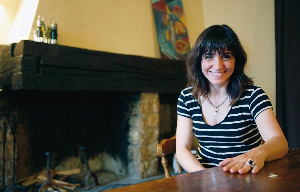 La cineasta va participar  en la Tertúlia amb Amics al bar El Mesón. FOTO: Artur Ribera