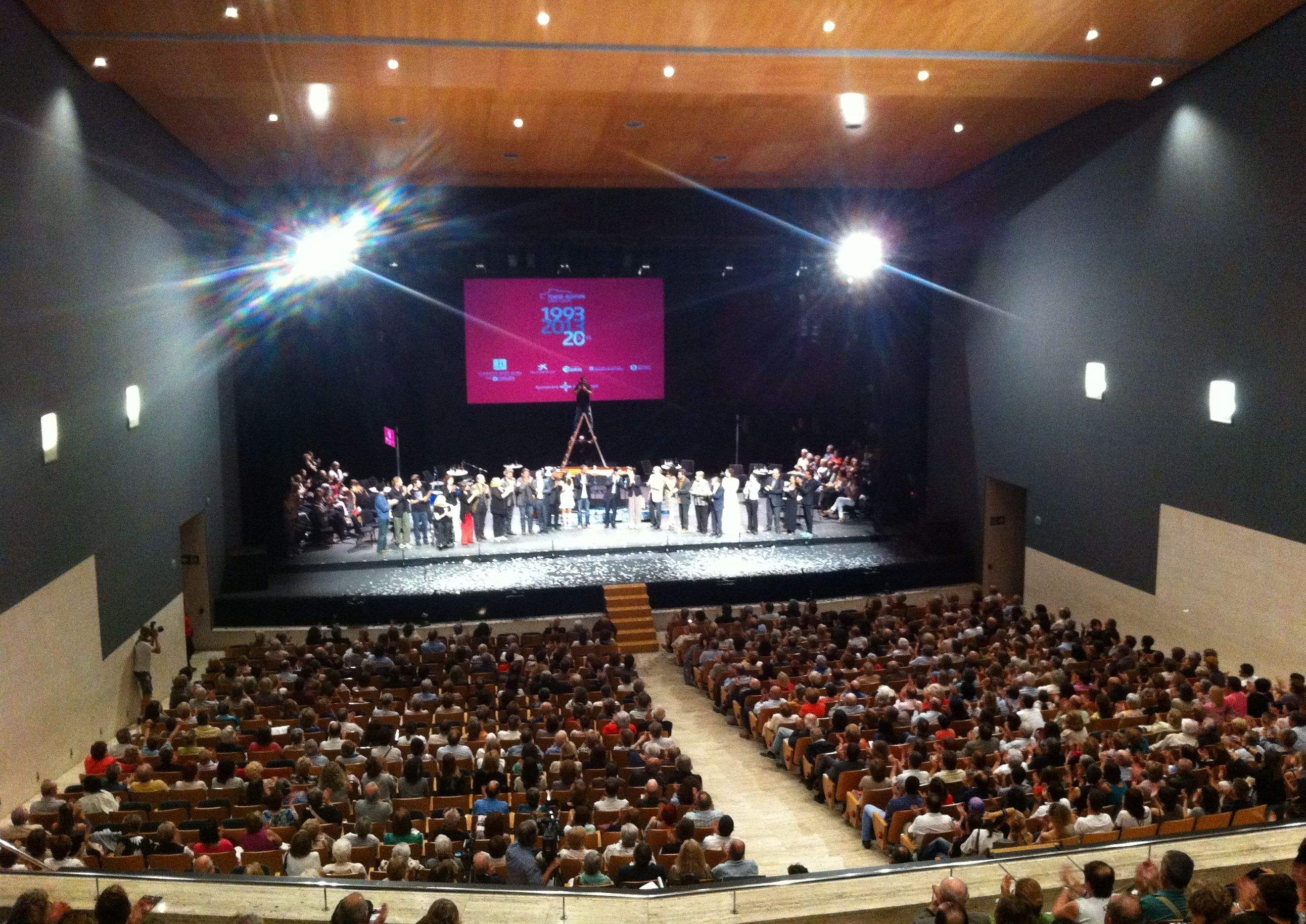 Foto de família per al record. FOTO: C.Caballé