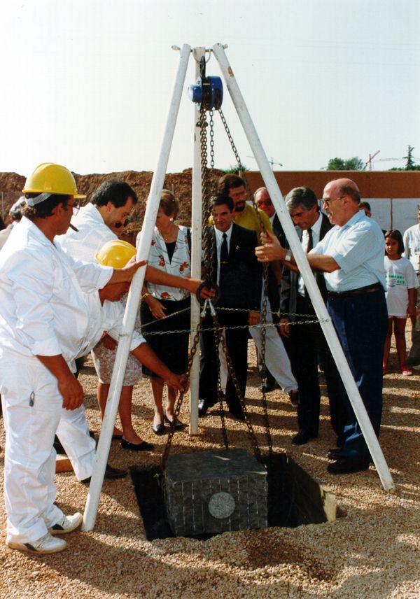 Primera pedra (11 de setembre del 1993)