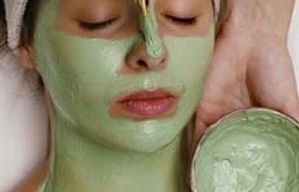 El julivert i el cogombre tenen propietats blanquejadores