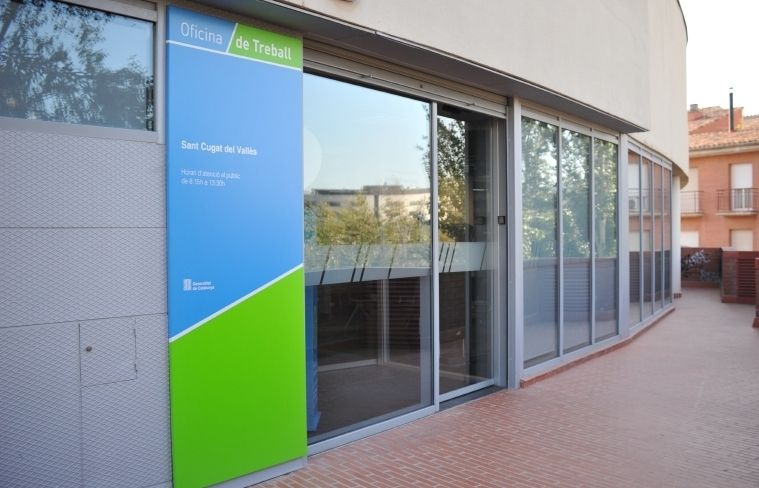 L'Oficina del Treball de la Generalitat a Sant Cugat. FOTO: Artur Ribera
