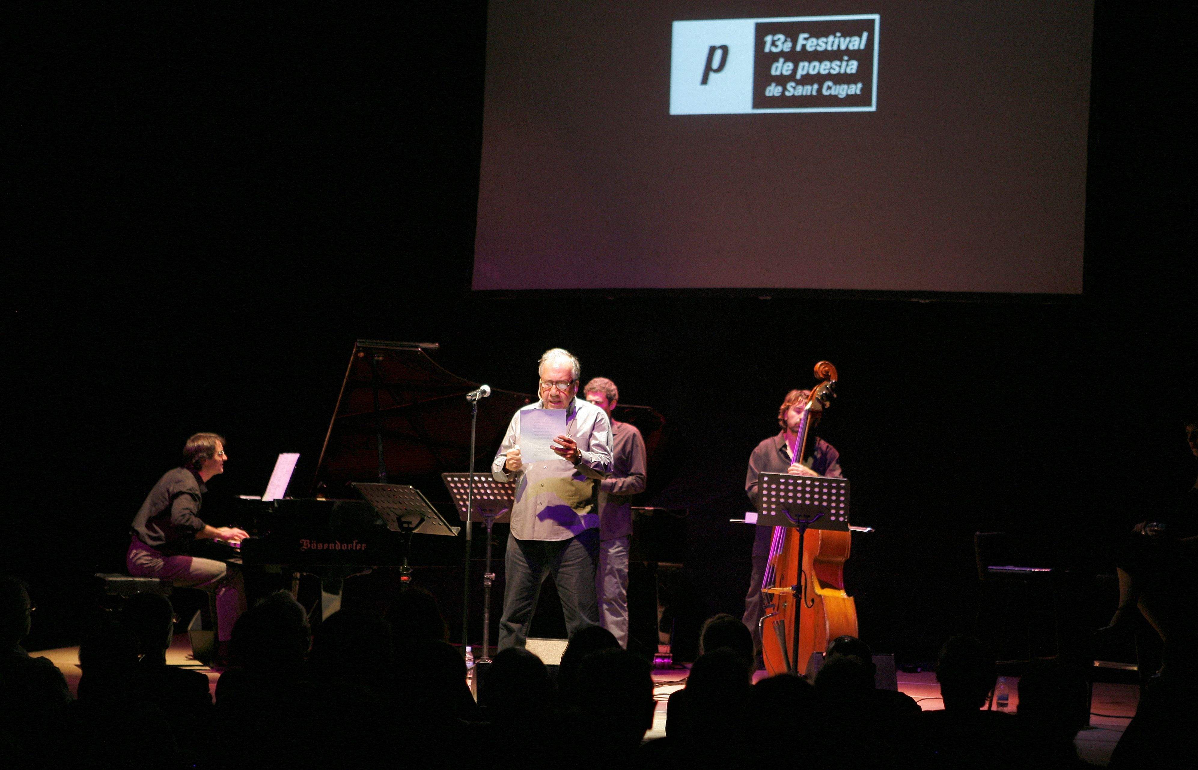 Joan Margarit va recitar els seus poemes a 'No era lluny ni difícil'. FOTO: Artur Ribera