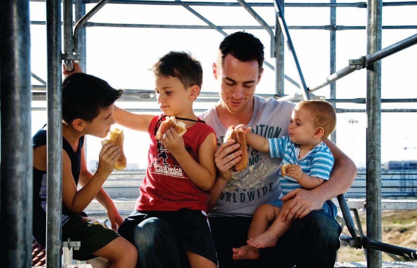 Fotograma de la pel·lícula 'La nostra vita'