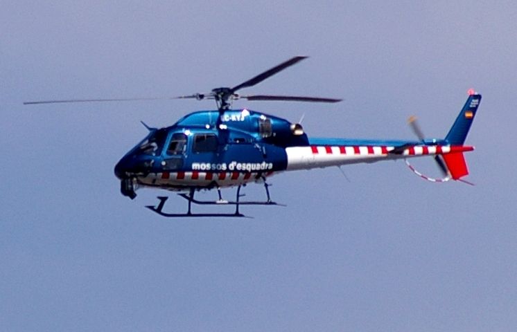 L'helicòper fa dies que sobrevola la ciutat per evitar robatoris. FOTO: Cedida