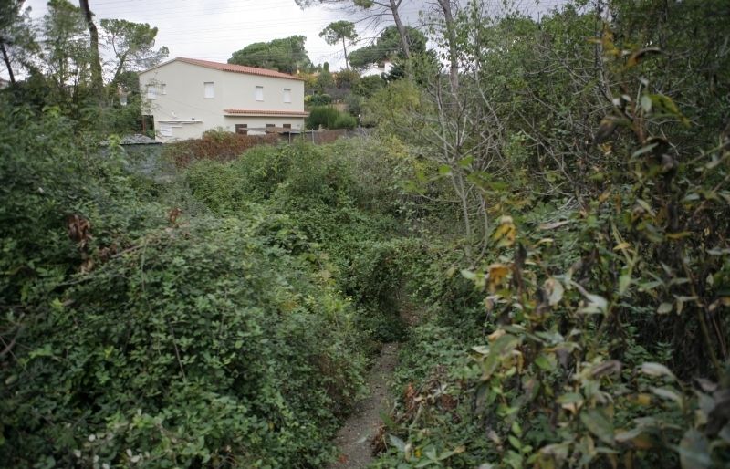 La majoria de les parcel·les afectades es troben a  Valldoreix. FOTO: Artur Ribera