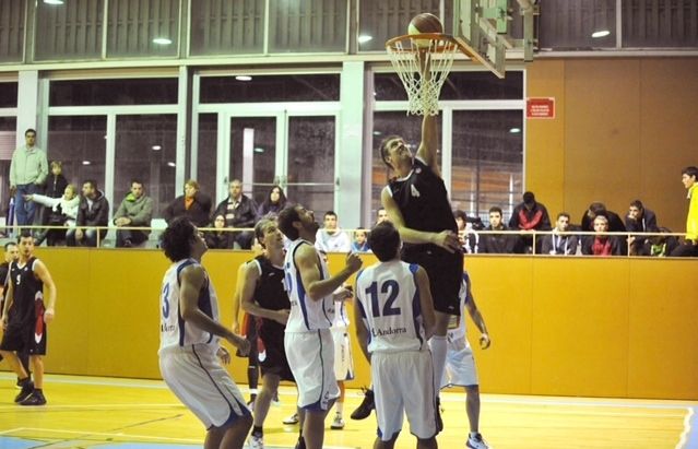 La UE Sant Cugat assoleix la segona posició, empatant precissament amb el conjunt andorrà. FOTO: Amanda Bernal