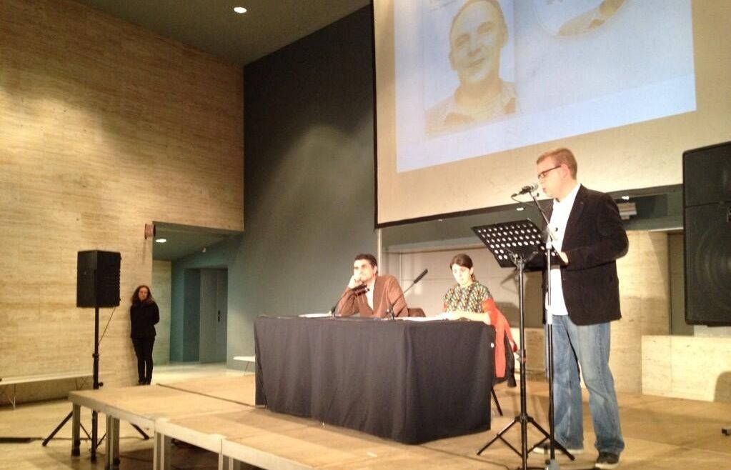 El periodista Pep Gimeno, de Cuga.cat, ha presentat l'acte. FOTO: Àgata Guinó