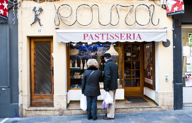 Façana de la pastisseria Roura de Sant Cugat. FOTO: David Molina