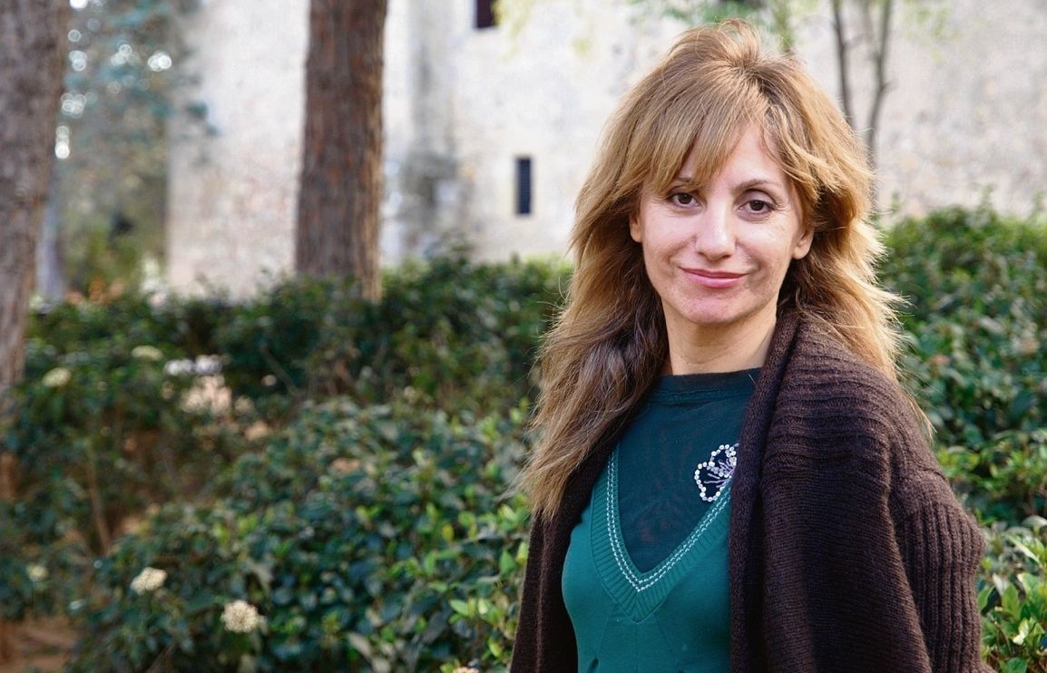 La presidenta de lassociació No Estàs Sola, Maribel Guillamón, de la mateixa manera que altres voluntàries, treballa de manera altruista per lluitar contra la violència de gènere. FOTO: A. Ribera