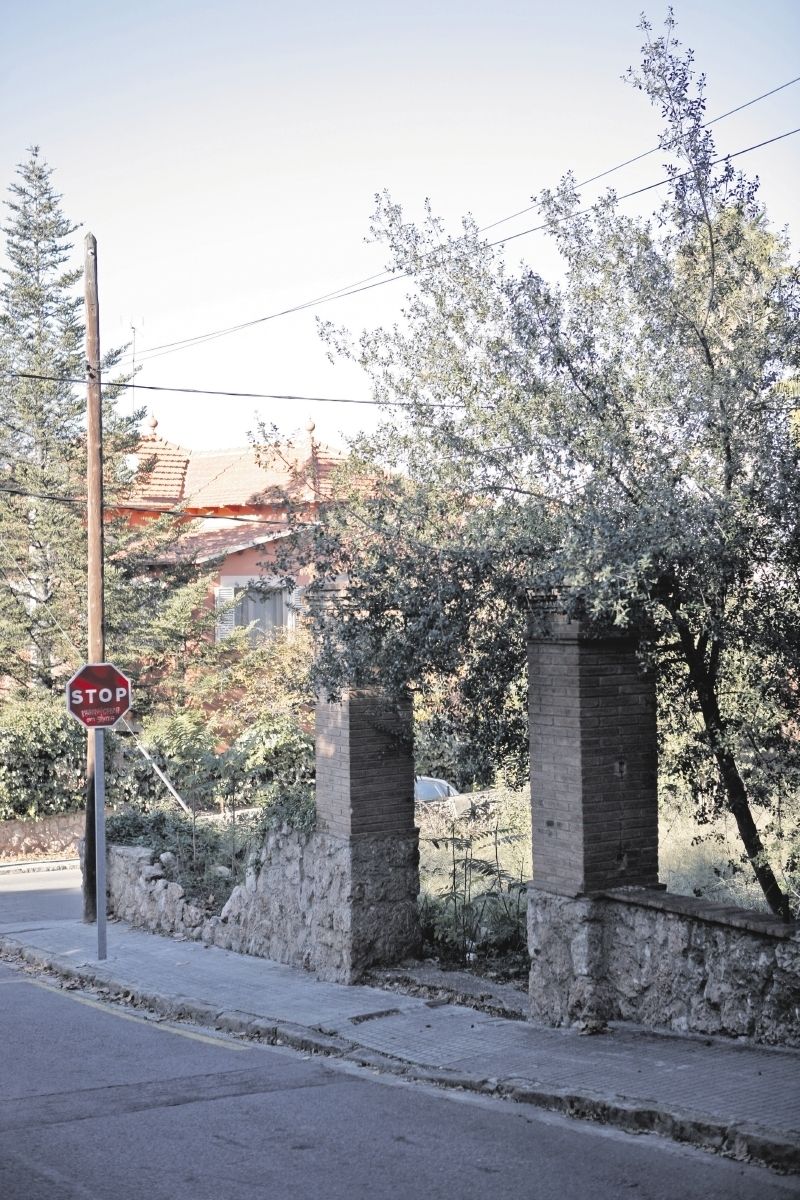 Lencreuament entre el passeig del Nard i la rambla del Jardí, passa de Sant Cugat a Valldoreix. FOTO: Artur Ribera