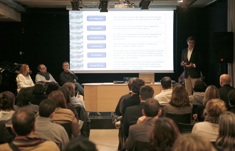 A la presentació hi van assistir una vuitantena de pares i mares de gimnastes. FOTO: Artur Ribera