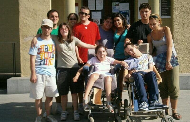 Infinits Somriures treballa amb persones amb discapcaitat. FOTO: Arxiu