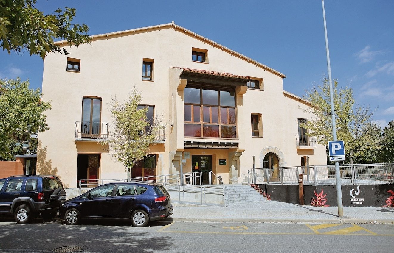 Masia de la Torre Blanca  En el contracte de masoveria el propietari es reservava la planta pis com habitatge destiueig i podia collir fruits i verdures de lhort. FOTO: Arxiu