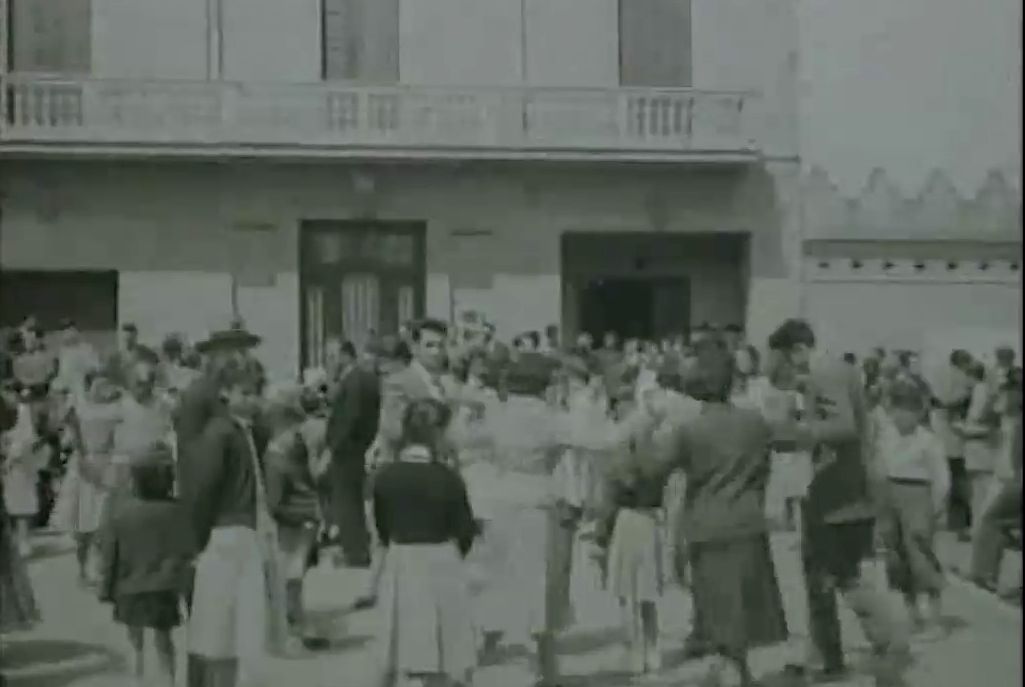 Sardanes durant la inauguració. Imatges: Octavi Galceran