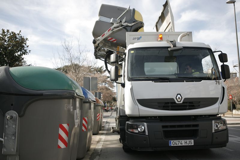 La recollida selectiva suposa més del 40% dels residus que generen els santcugatencs