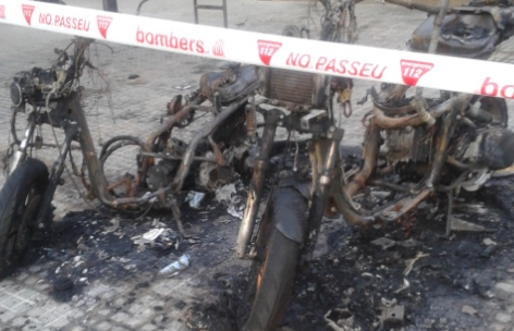 Estat en el que han quedat les motos. FOTO: Susanna Carmona