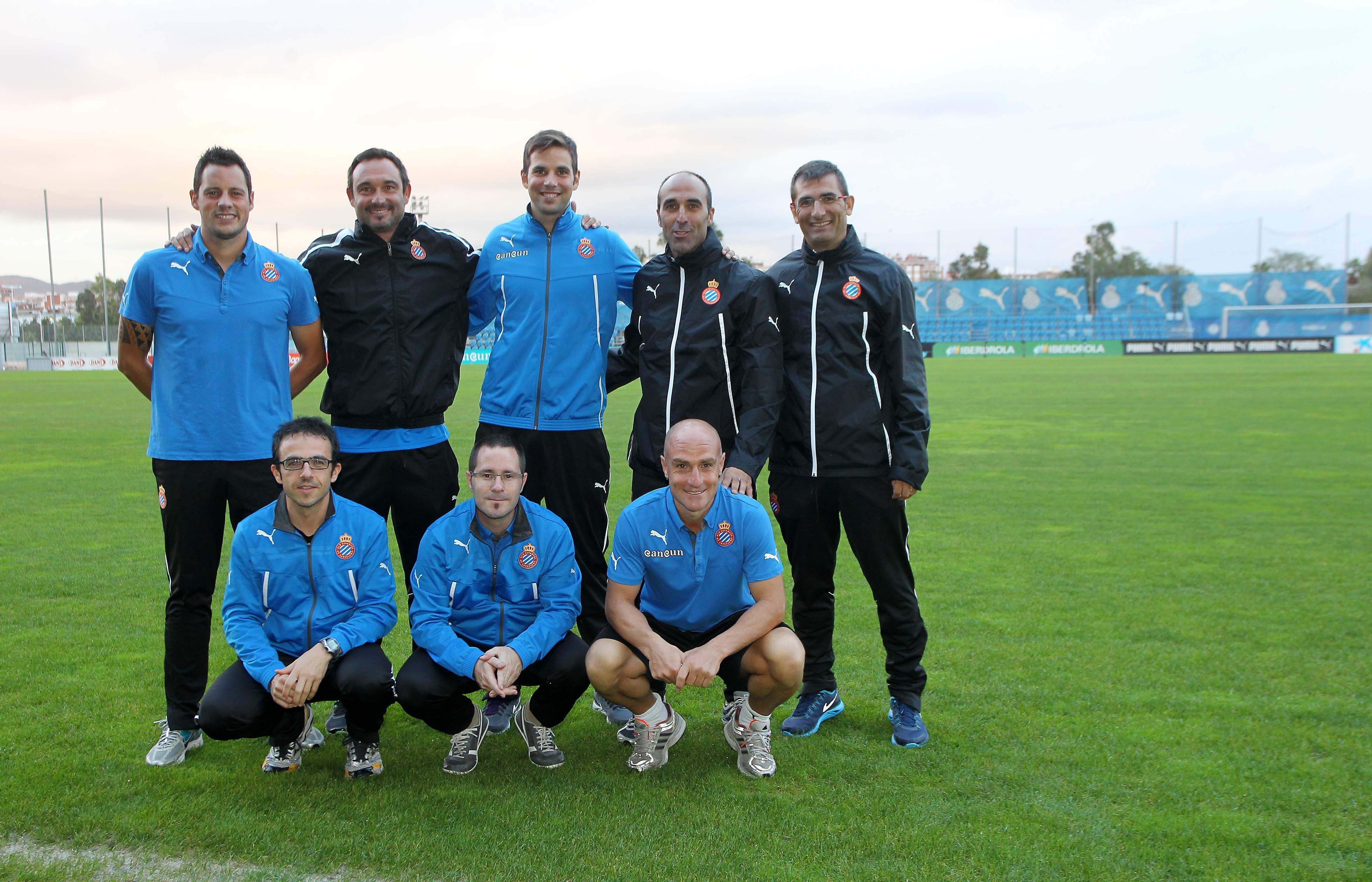 Fran Navarro, de peu a la dreta de la imatge. FOTO: RCD Espanyol