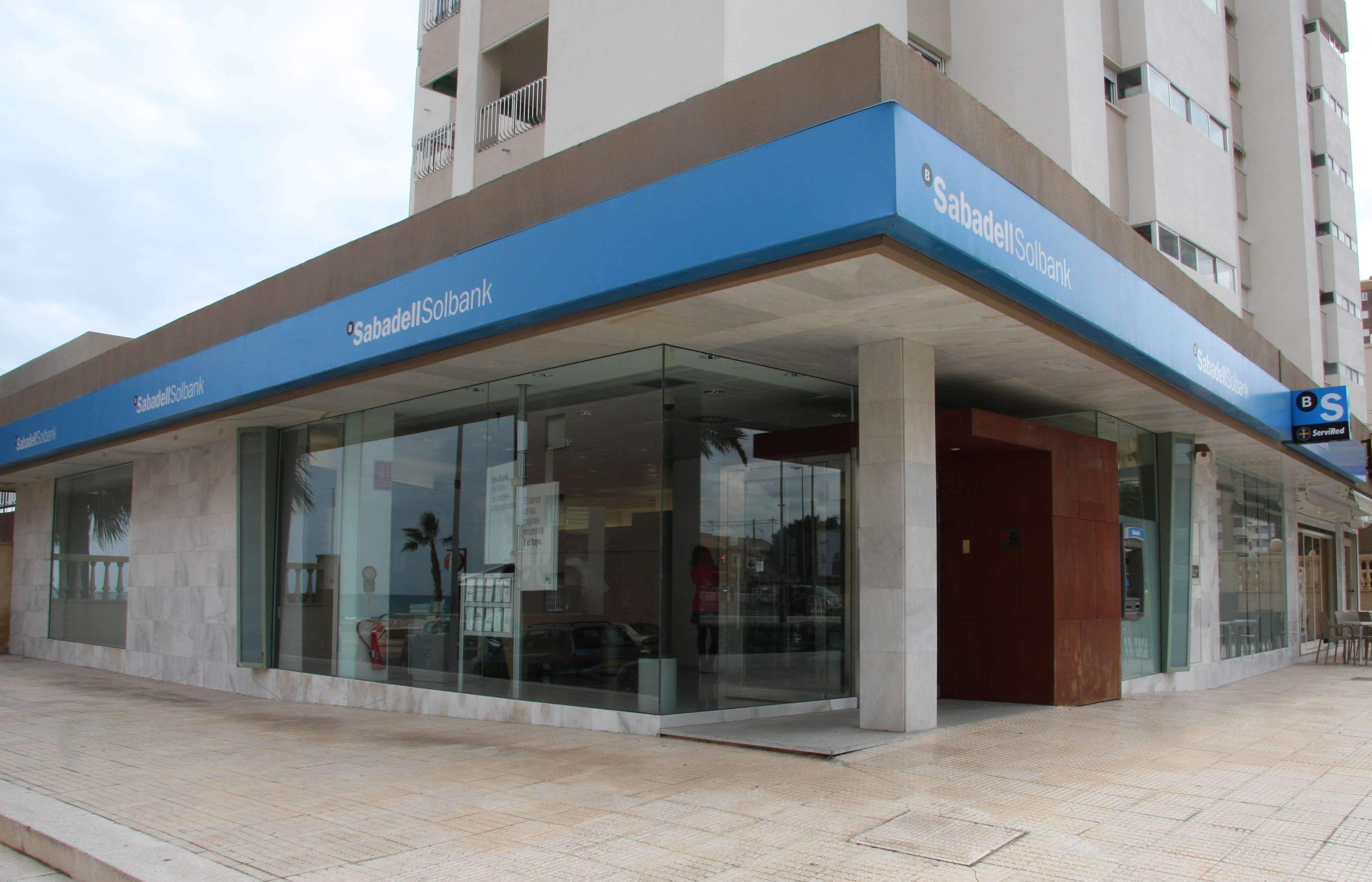 Algunes oficines passen a operar amb aquesta nova marca. FOTO: Cedida