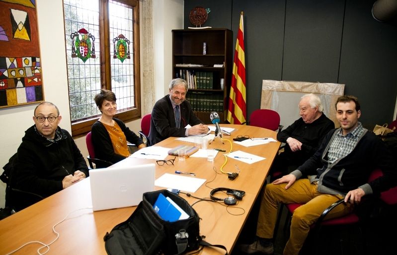 Reunió del jurat, aquest divendres 21 de març al Museu. FOTO: David Molina